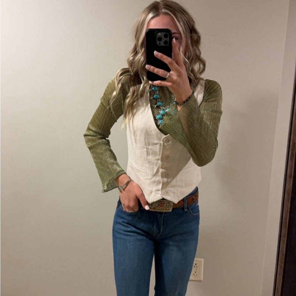 Green Long Sleeve body suit + Z supply vest